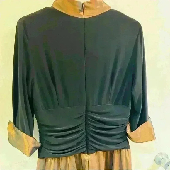 ELIZA J BLACK FIT & FLARE Cuff 3/4 Sleeves V Neck Ruched Waist Sz 14P - Picture 11 of 15